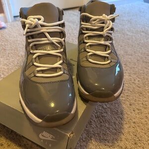 Jordan Air 11 Retro in Gray